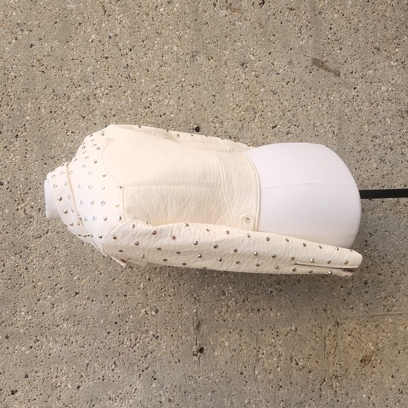 Zara white leather jacket with studs - Picture 12 of 16